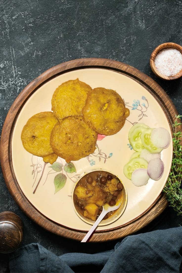 Dhuska [2Pieces] with Aloo Channa