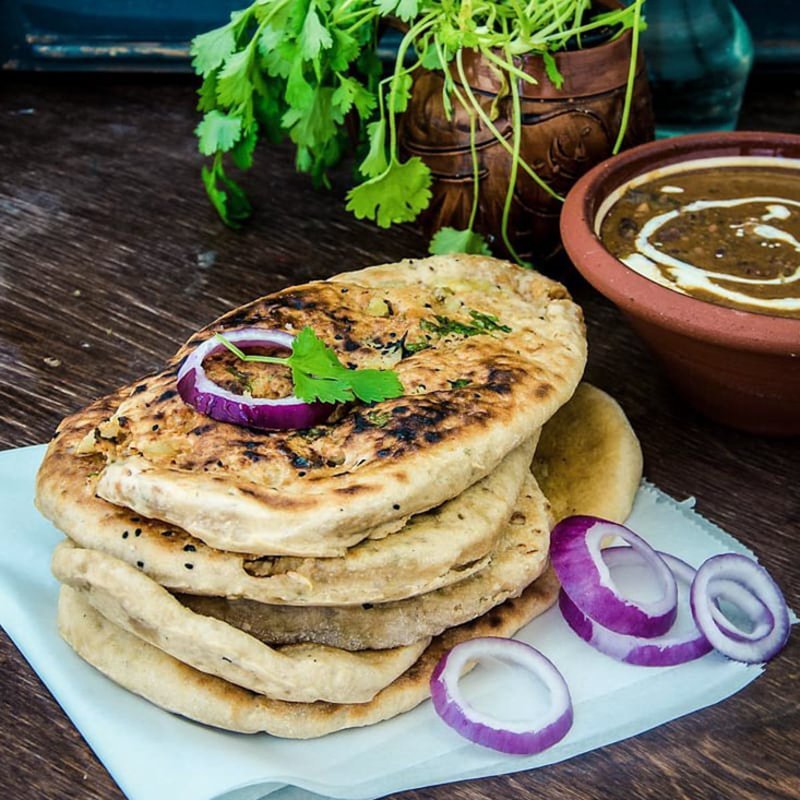 Paneer Stuffed Naan