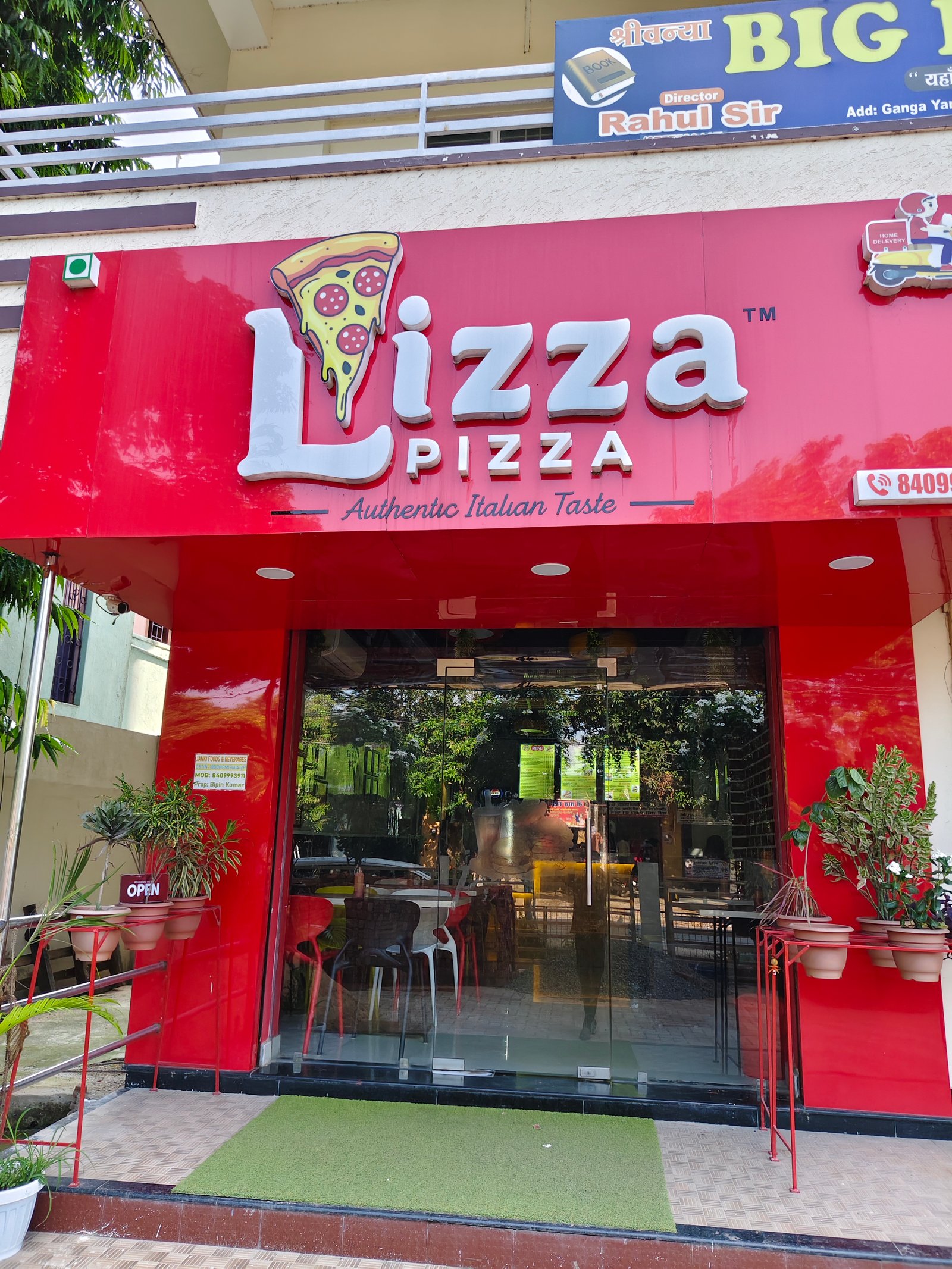 Laziz Pizza