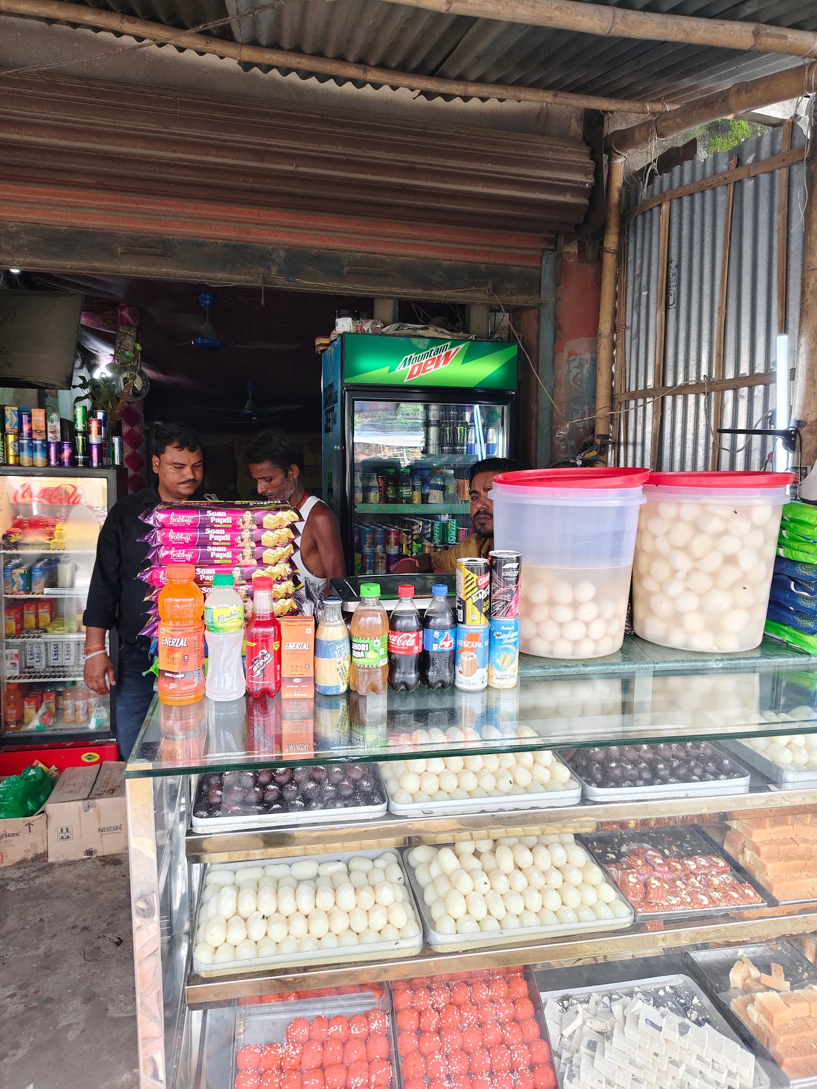 RATAN SWEETS CORNER